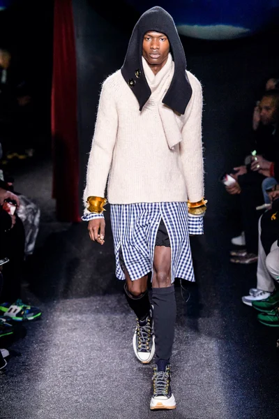 Look 20